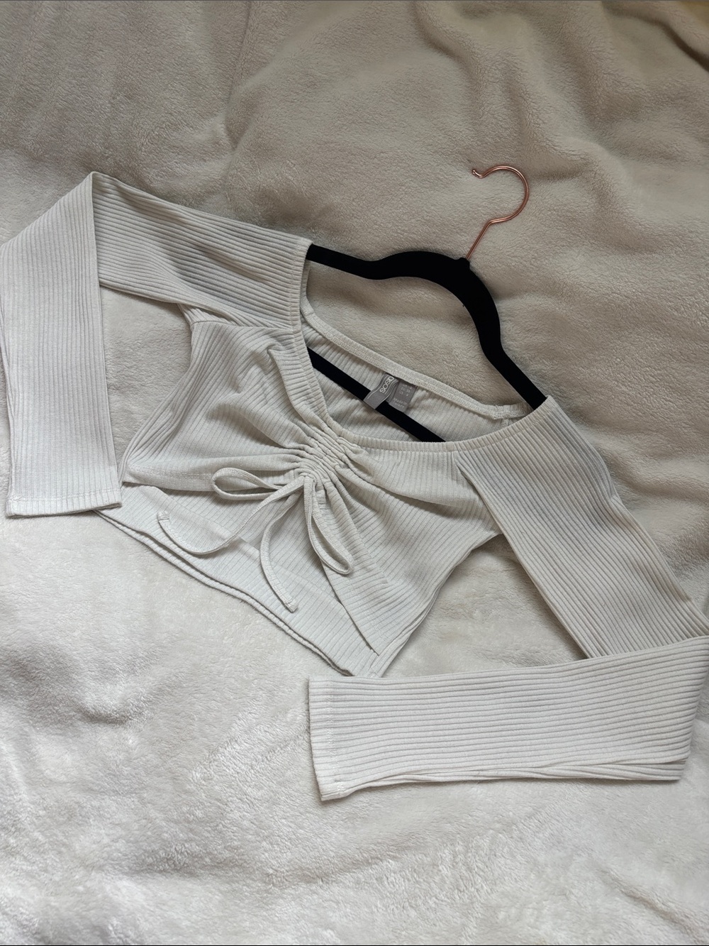White Ribbed Tie-Front Long Sleeve Crop Top